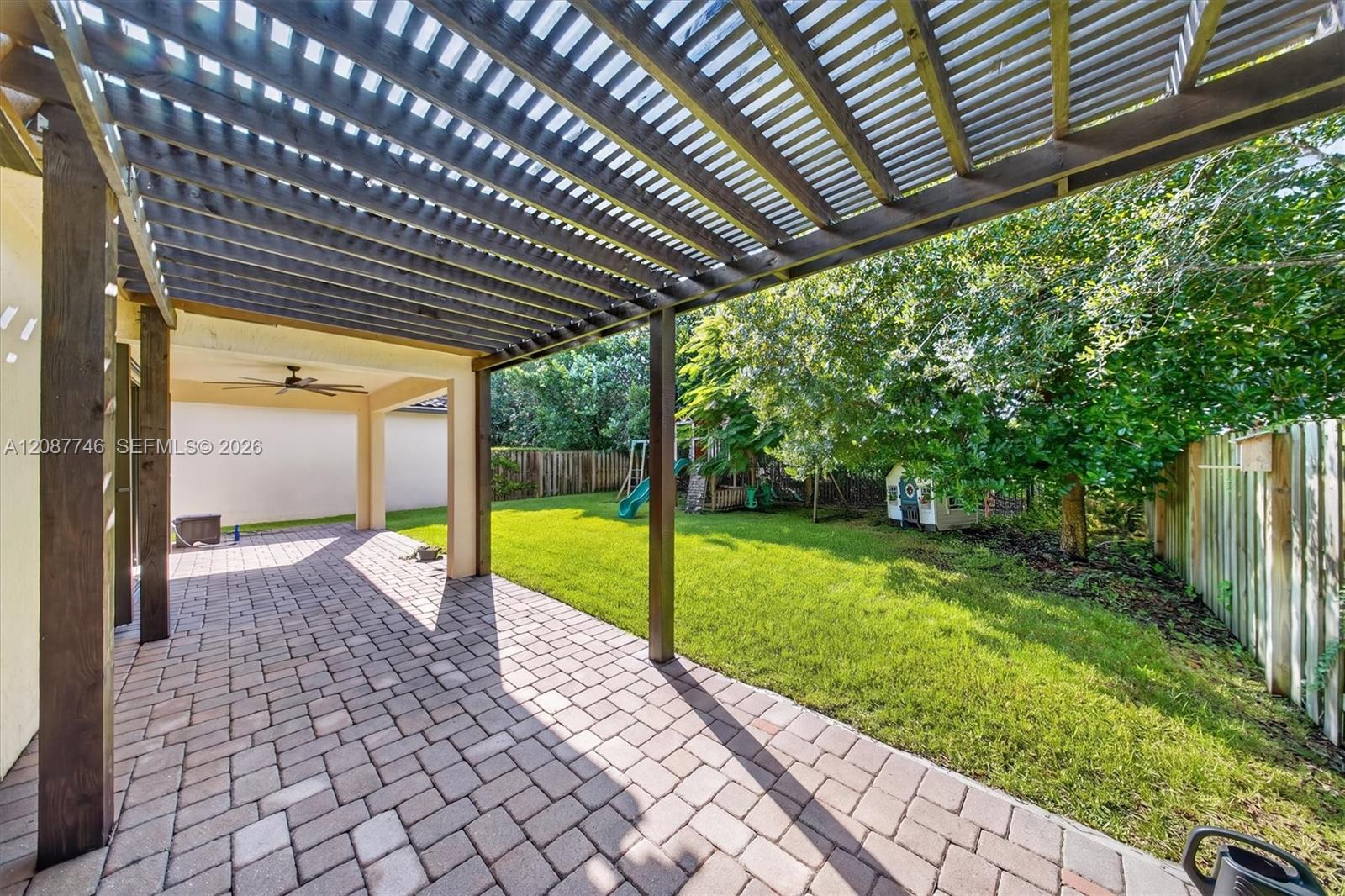 9062 Gulf Cove Drive Property Photo 45