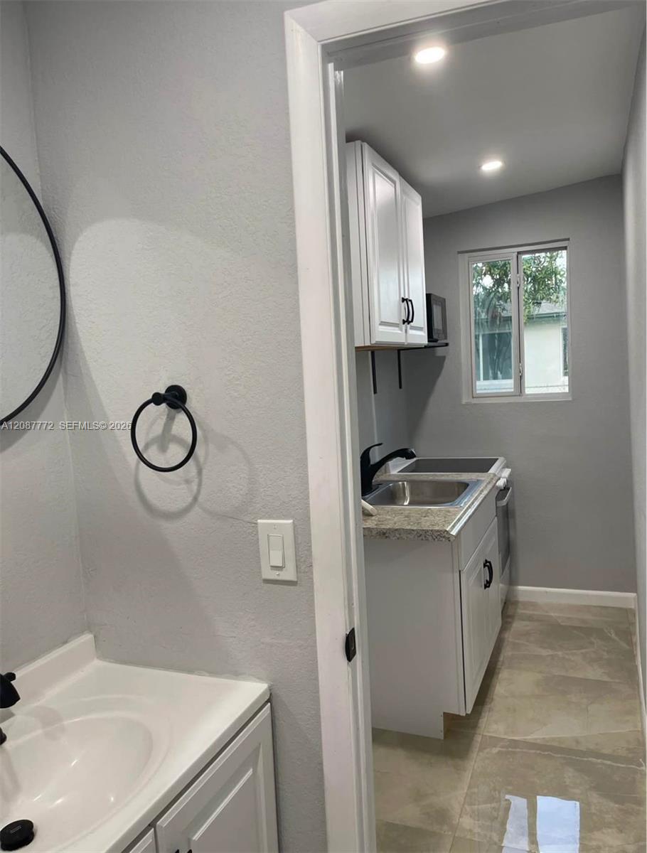 340 Sw 31st Avenue 1 Property Photo 7