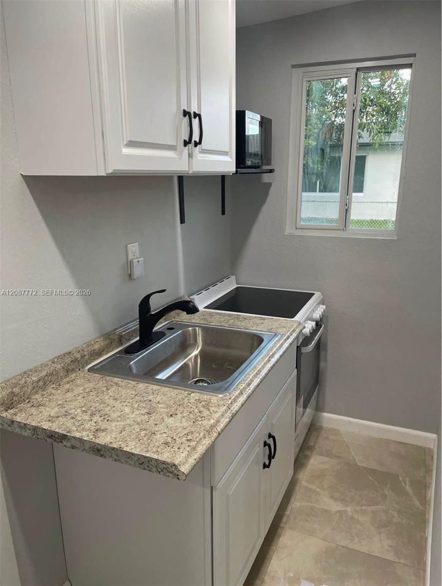 340 Sw 31st Avenue 1 Property Photo 8