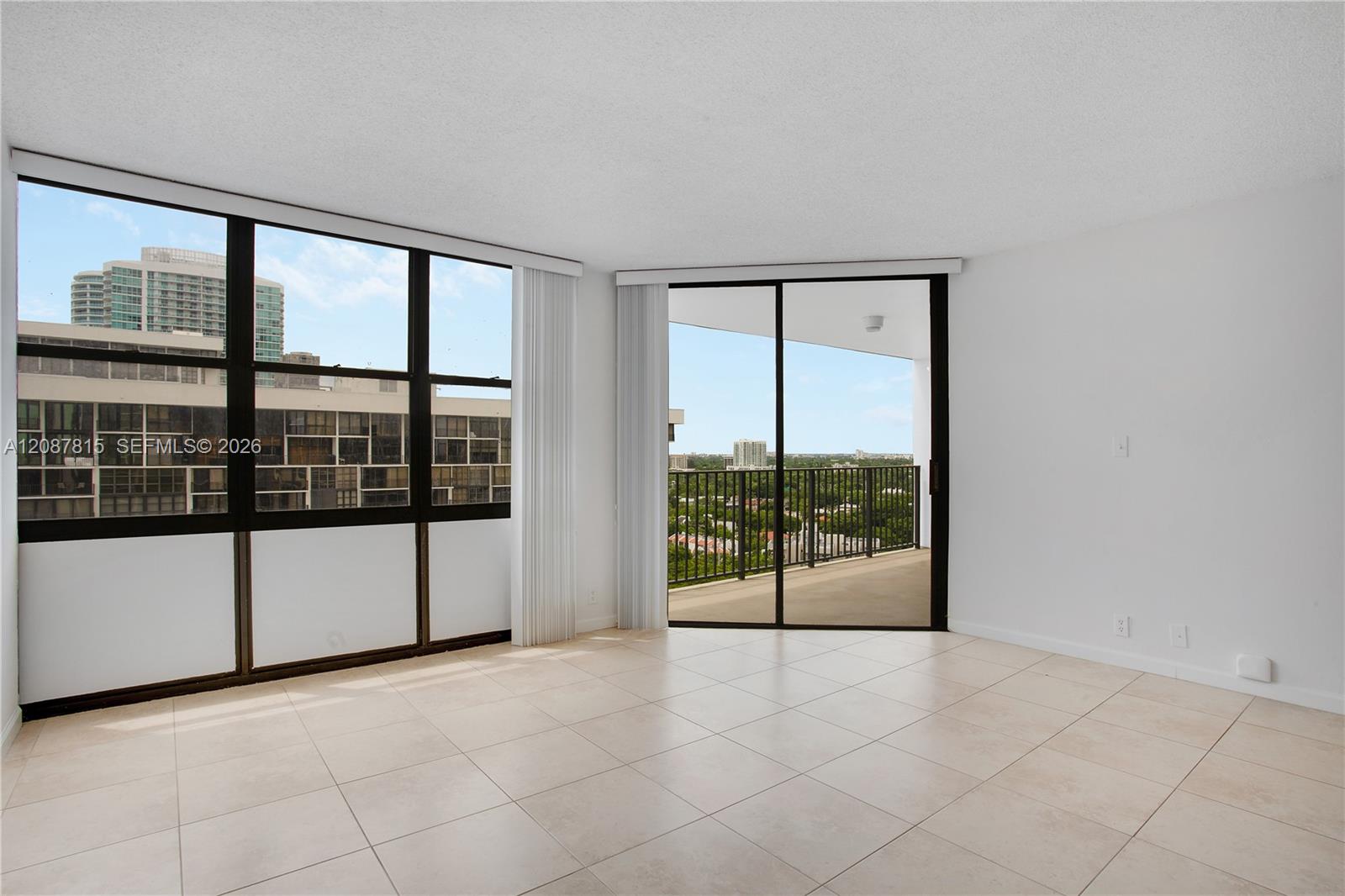 1901 Brickell Avenue B1702 Property Photo 6