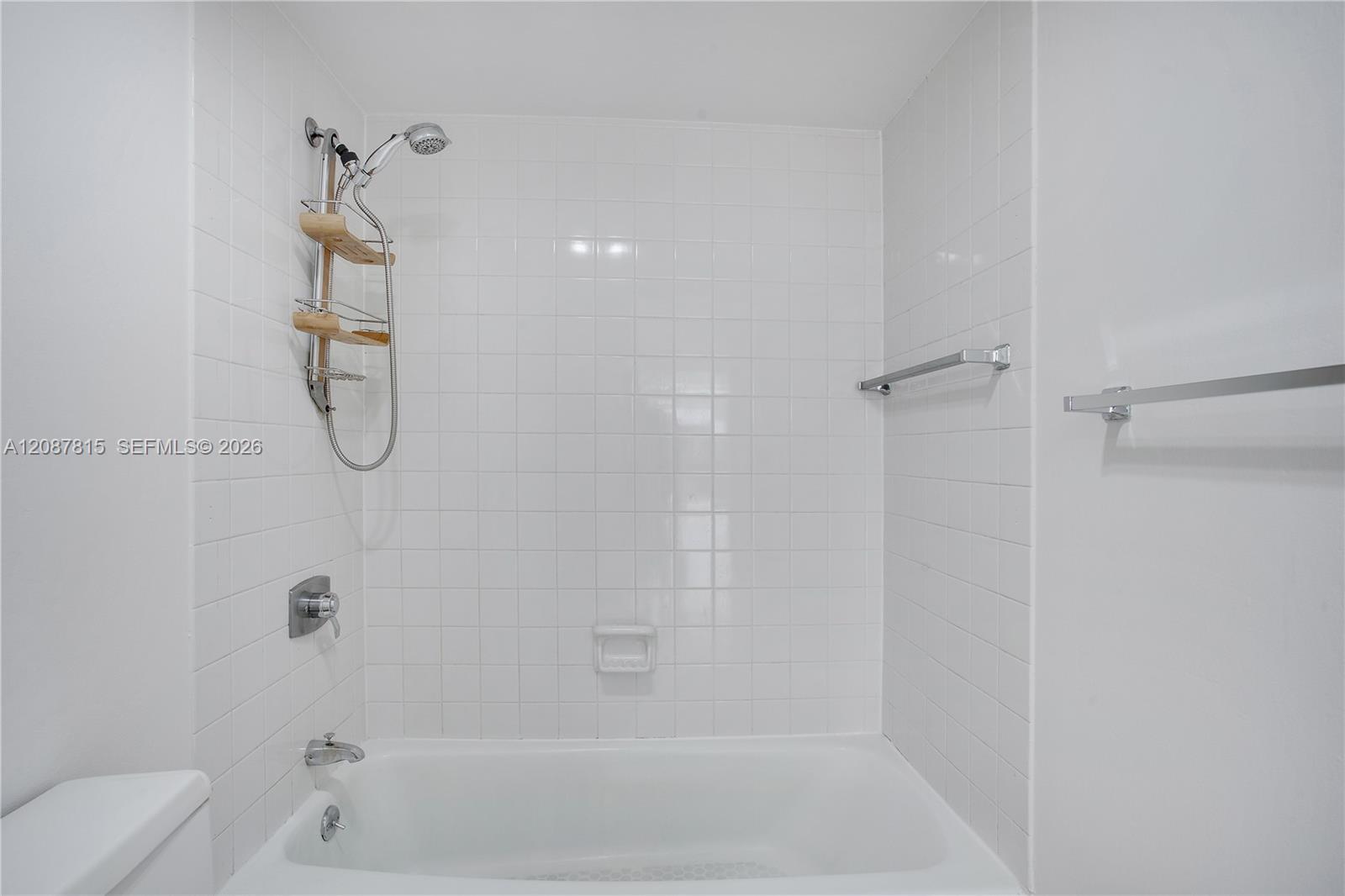 1901 Brickell Avenue B1702 Property Photo 9