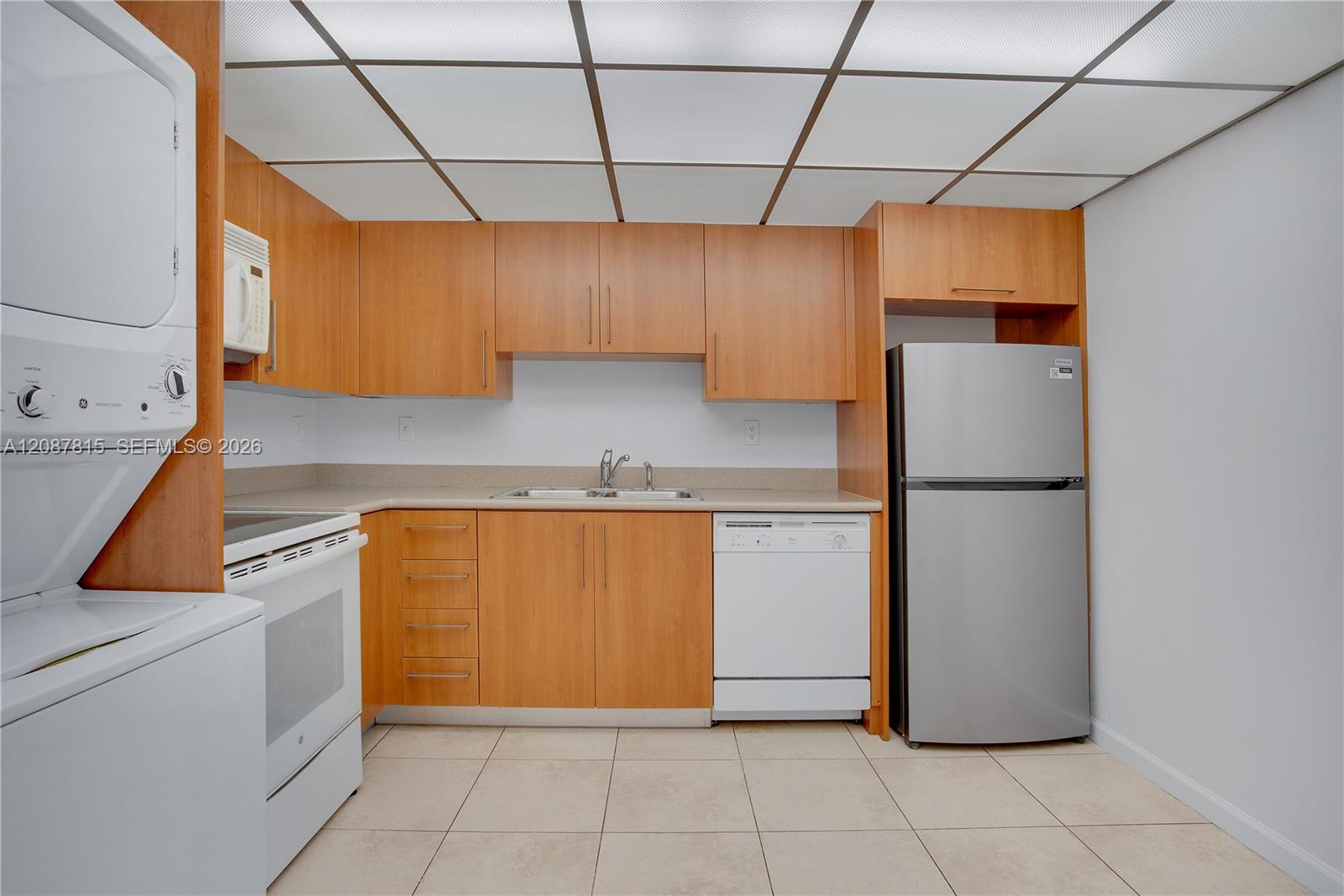 1901 Brickell Avenue B1702 Property Photo 12