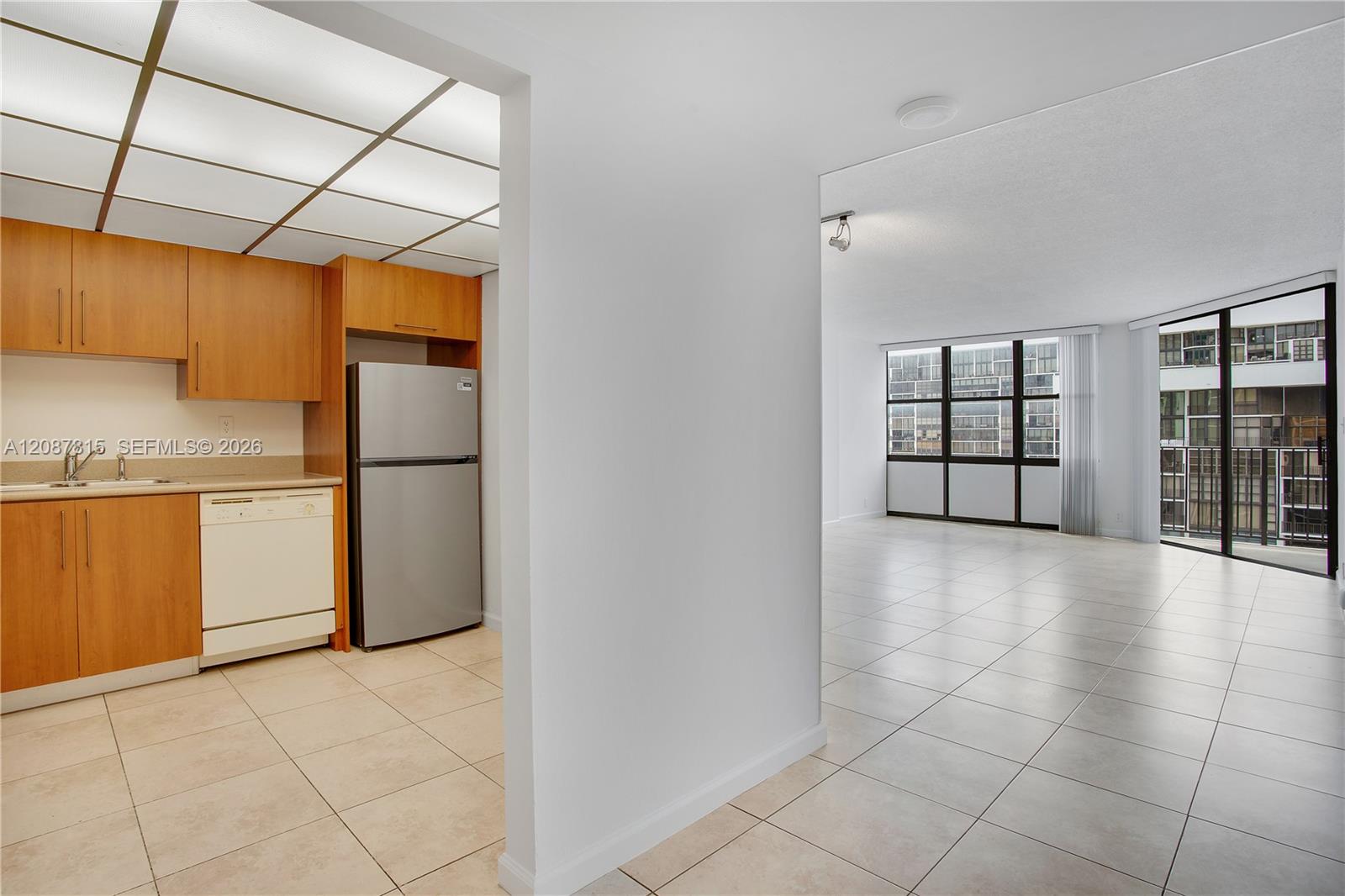 1901 Brickell Avenue B1702 Property Photo 13
