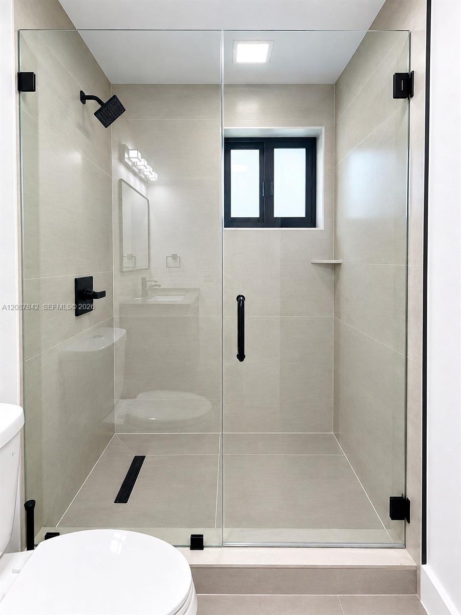 4804 Garden Avenue B Property Photo 2