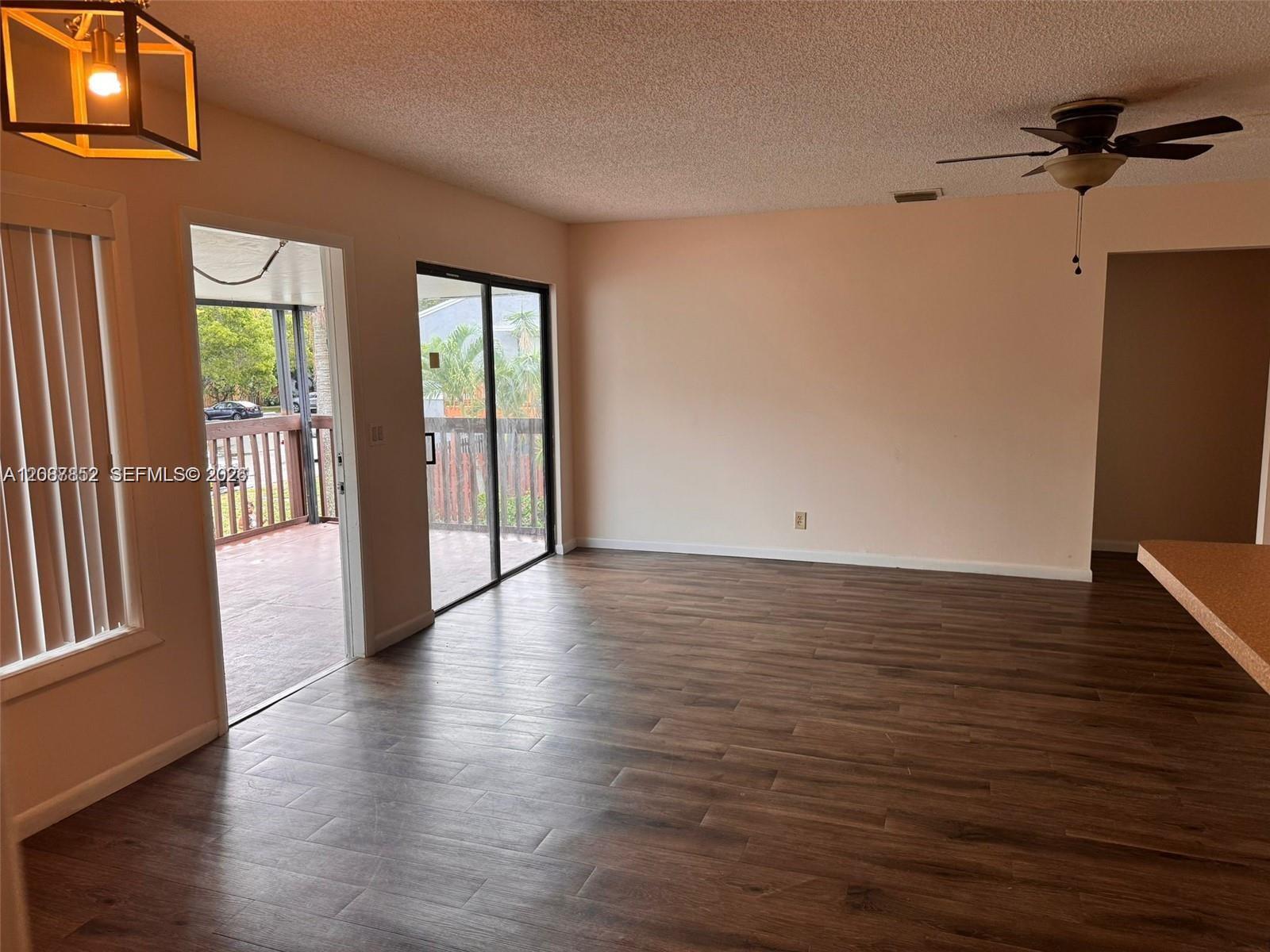 11 Crossings Circle F Property Photo 1
