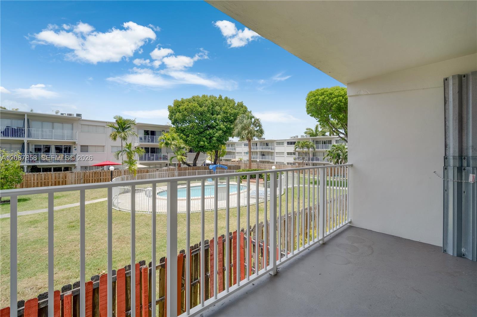 A12087858 Property Photo 17