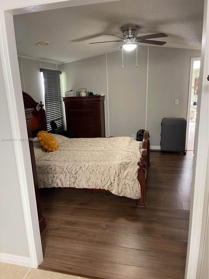 A12087871 Property Photo 14