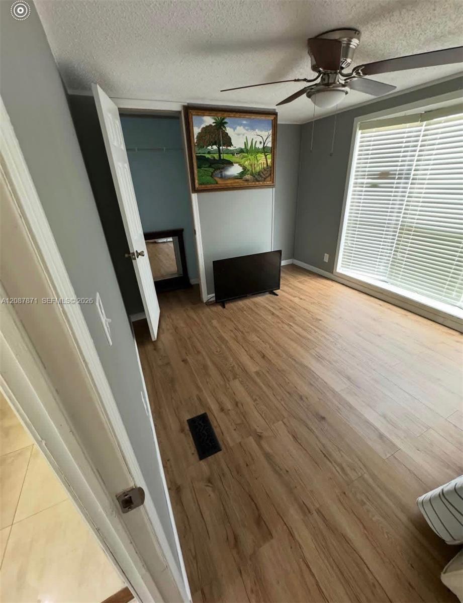 A12087871 Property Photo 15