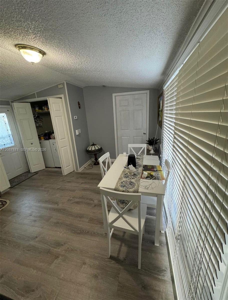 A12087871 Property Photo 19