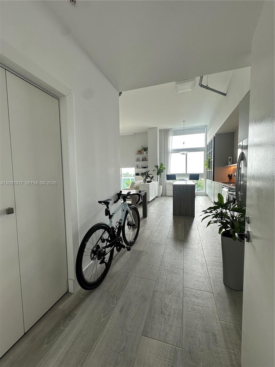 A12087917 Property Photo 11