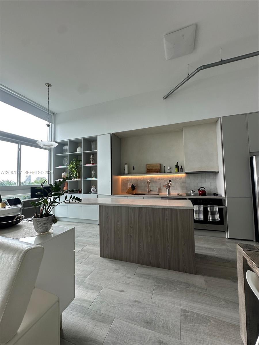 A12087917 Property Photo 12