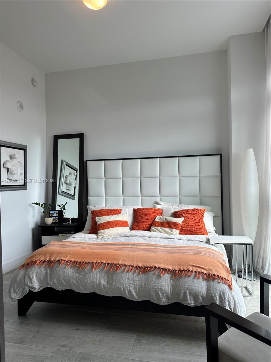 A12087917 Property Photo 14
