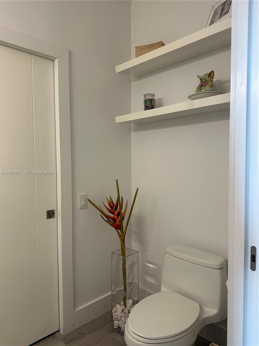 A12087917 Property Photo 19