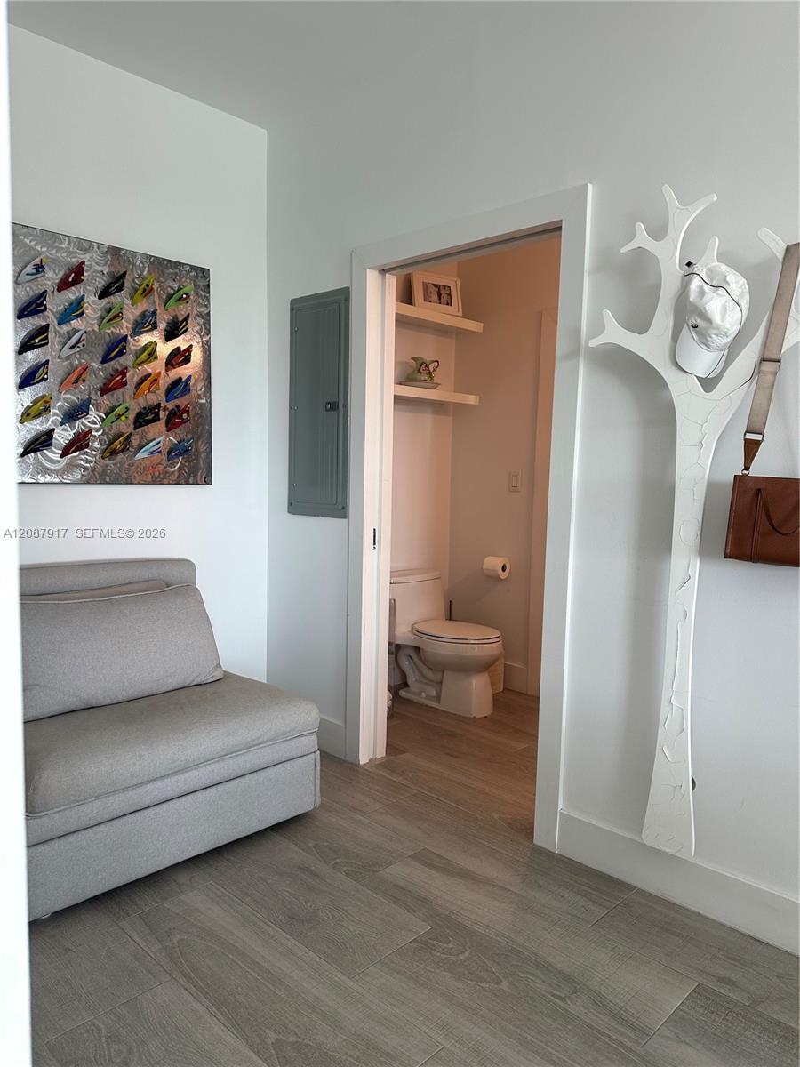 A12087917 Property Photo 23