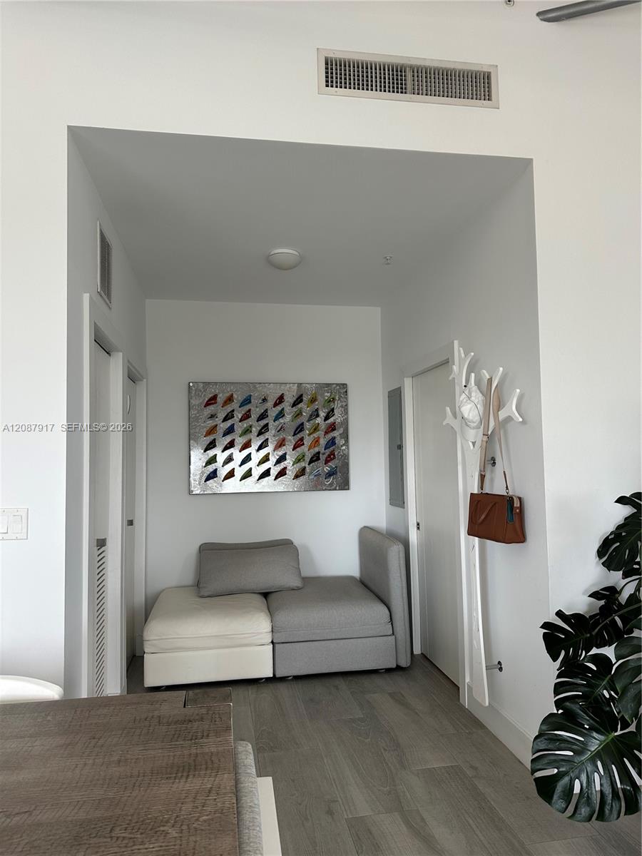 A12087917 Property Photo 24