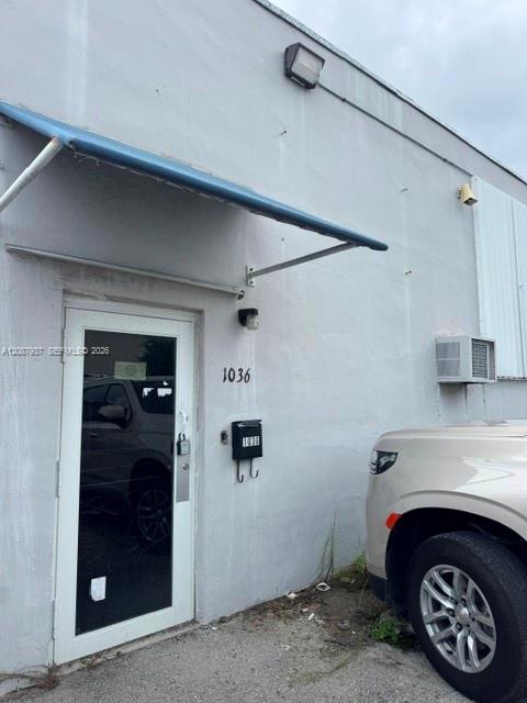1024 E 24th Street Property Photo 2