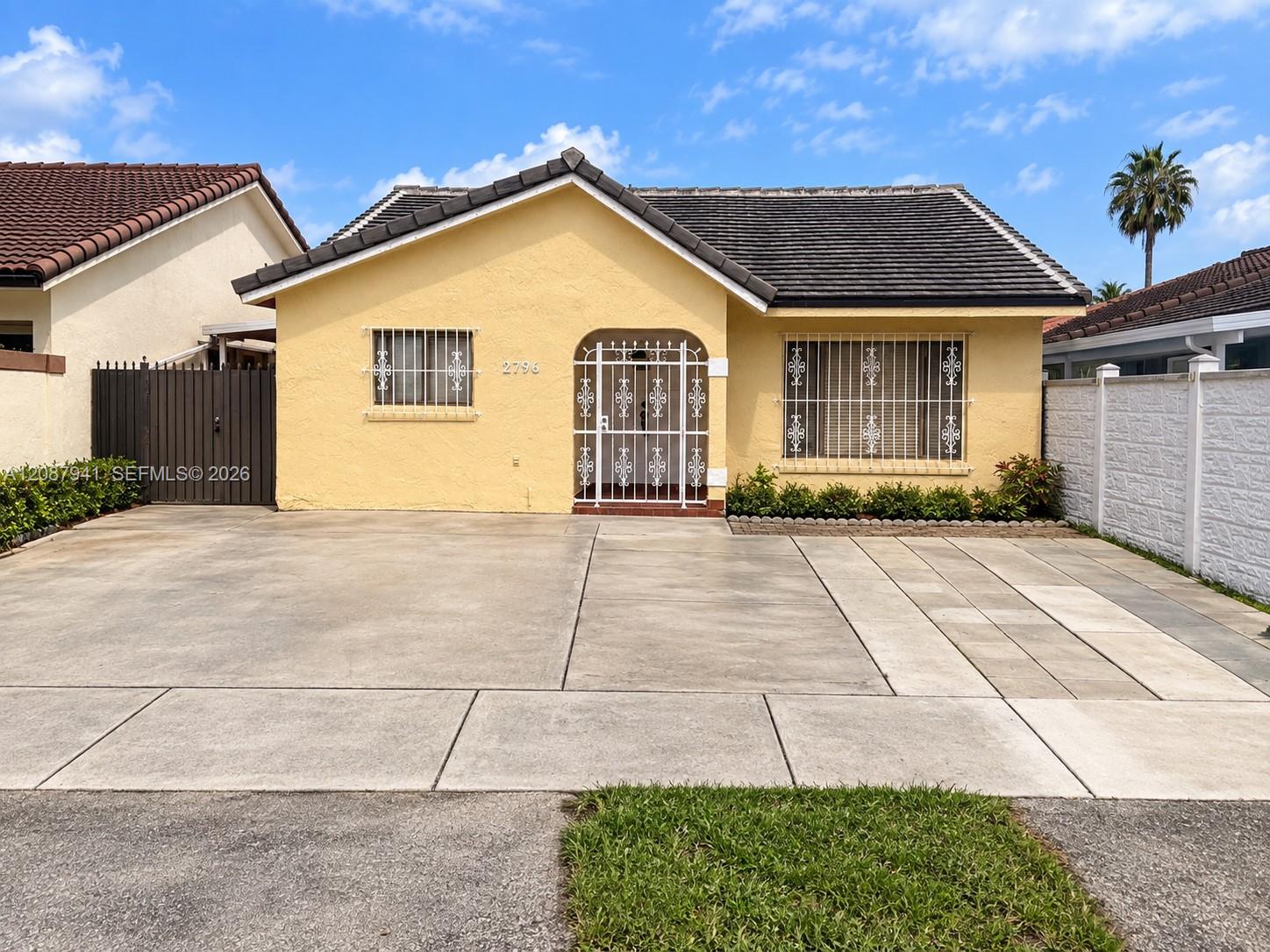 12796 Nw 102 Court Property Photo 1