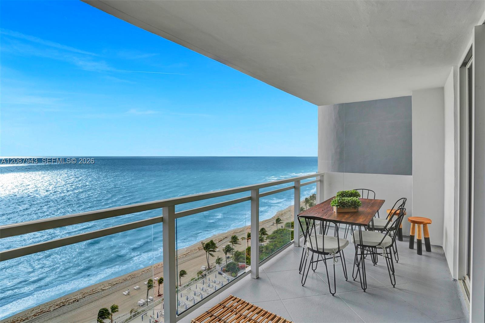 2030 S Ocean Drive 1621 Property Photo 1