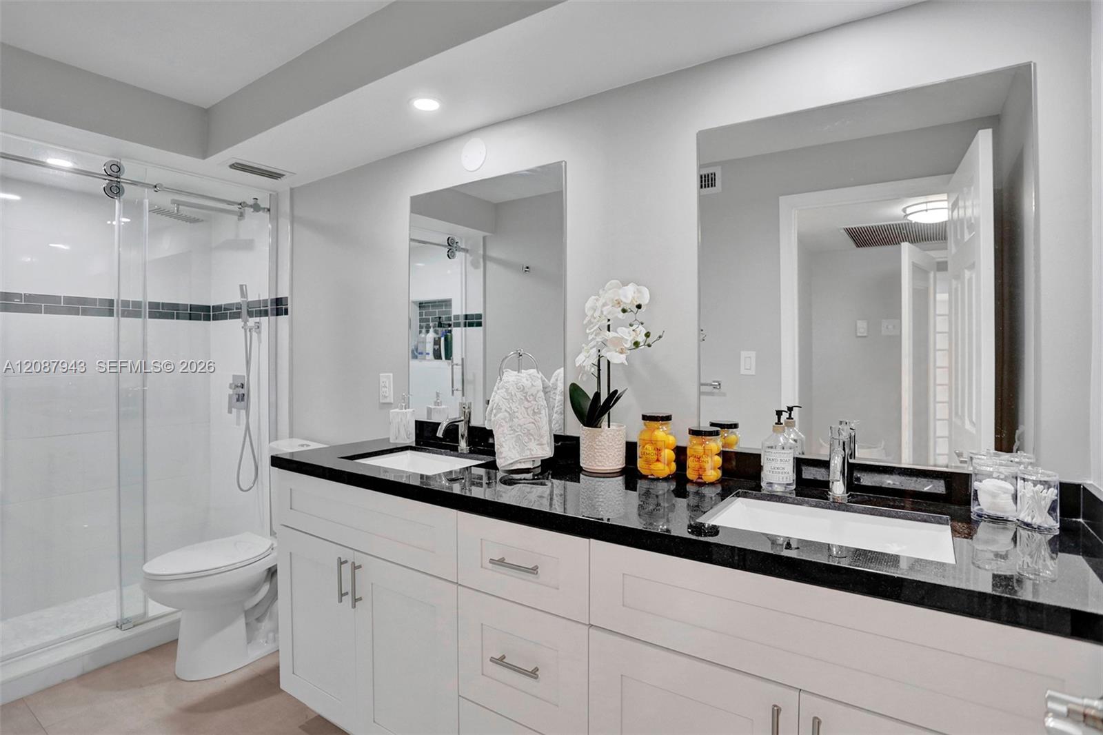 2030 S Ocean Drive 1621 Property Photo 11