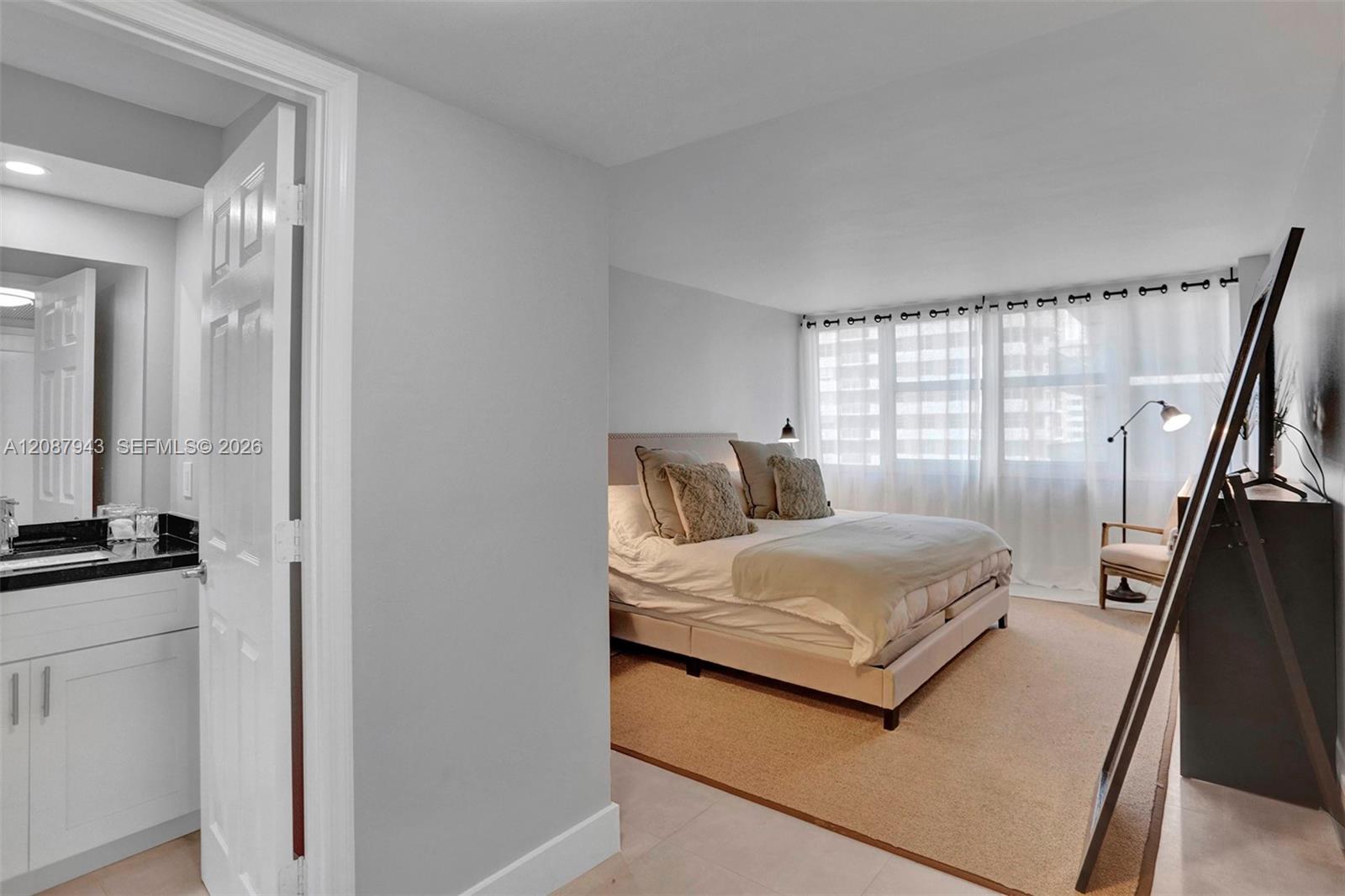 2030 S Ocean Drive 1621 Property Photo 15