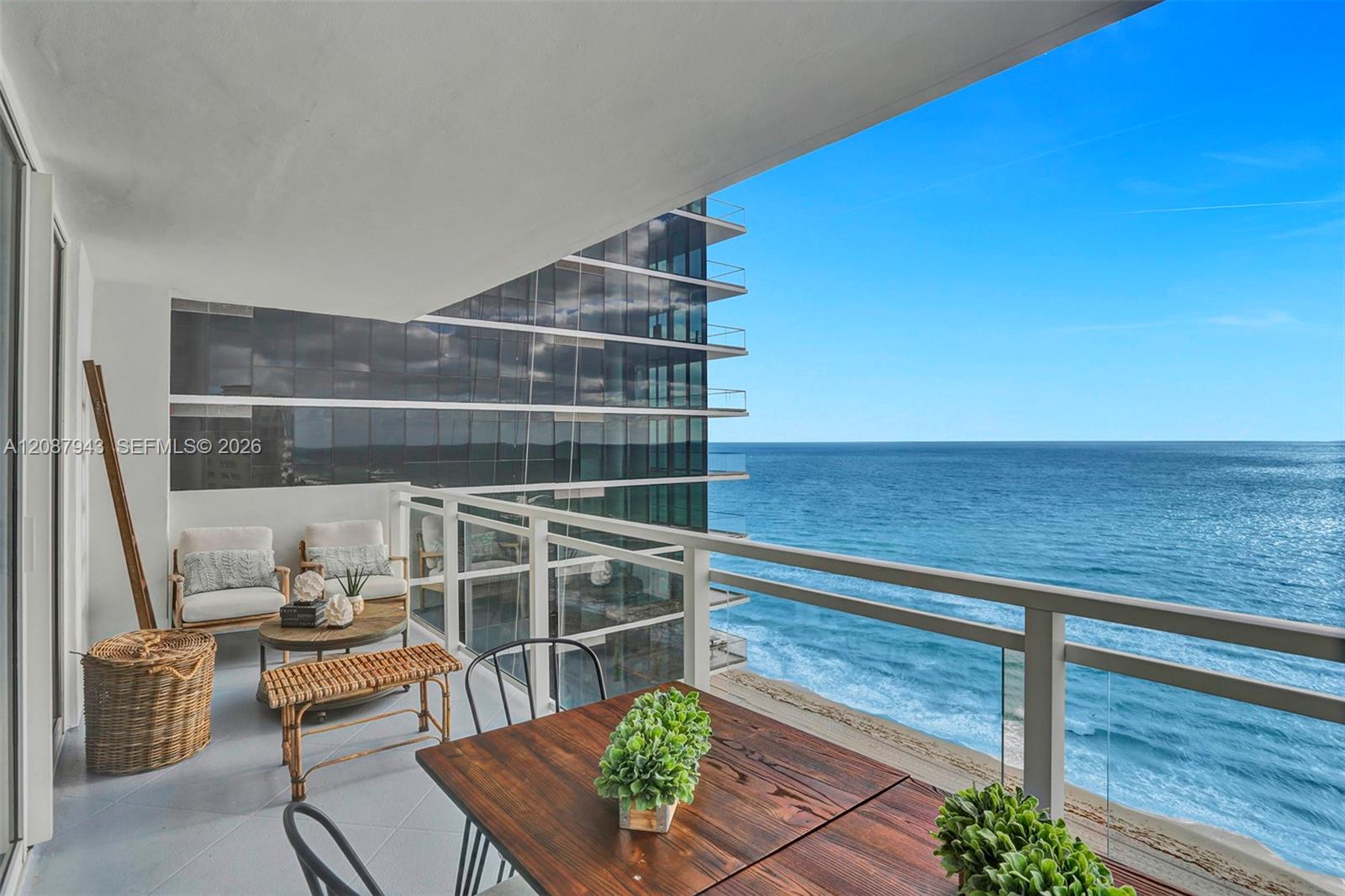 2030 S Ocean Drive 1621 Property Photo 32