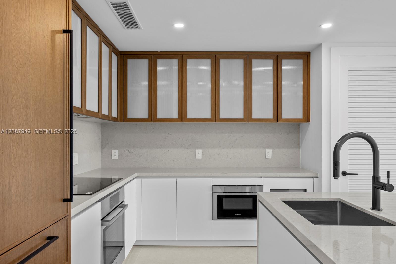 2200 Brickell Avenue 319 Property Photo 7