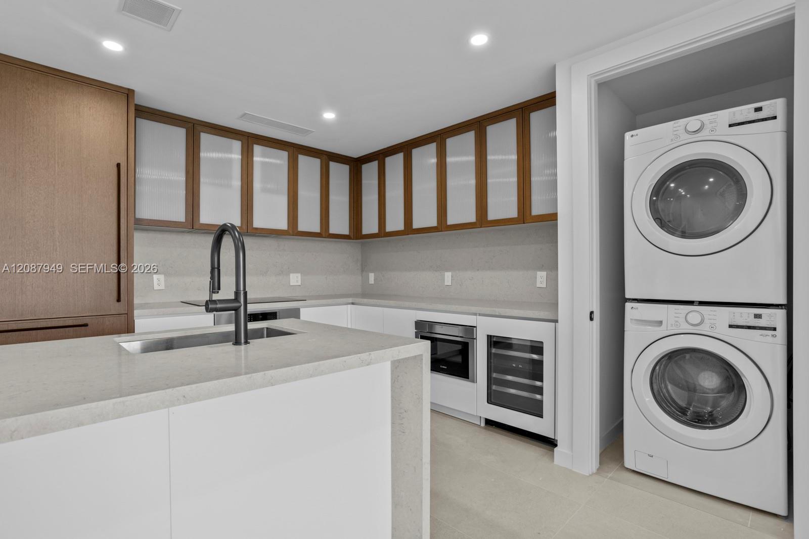 2200 Brickell Avenue 319 Property Photo 8