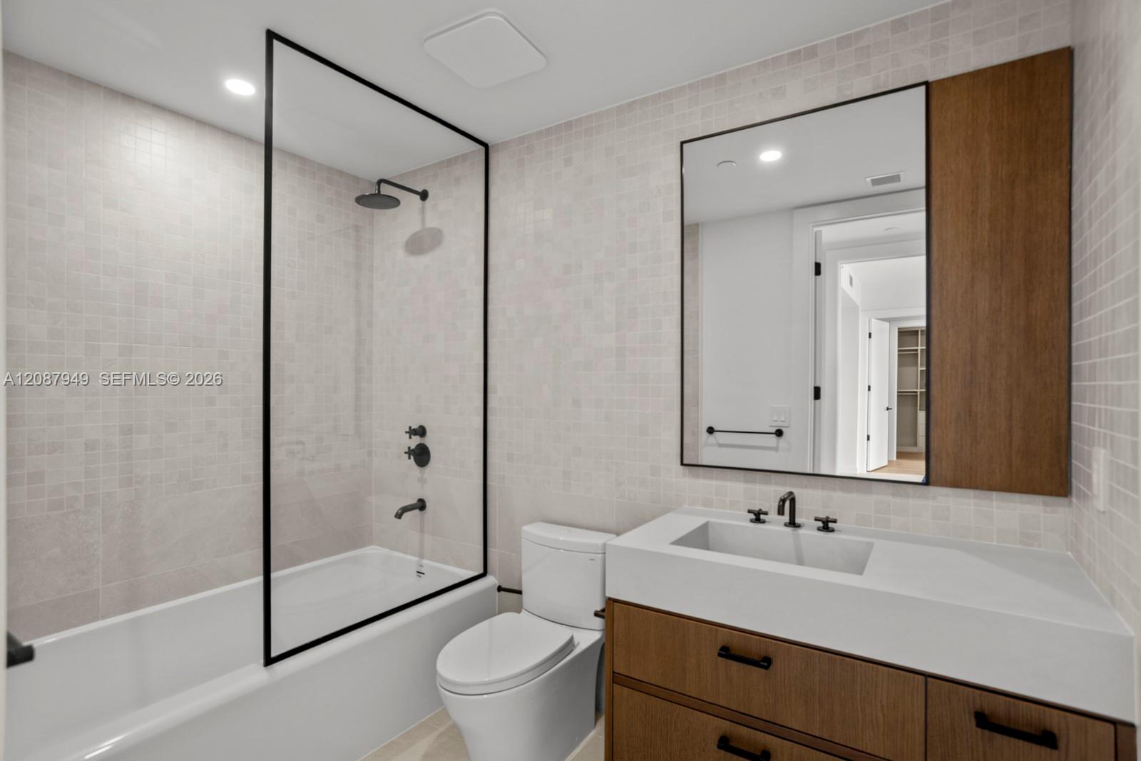 2200 Brickell Avenue 319 Property Photo 21