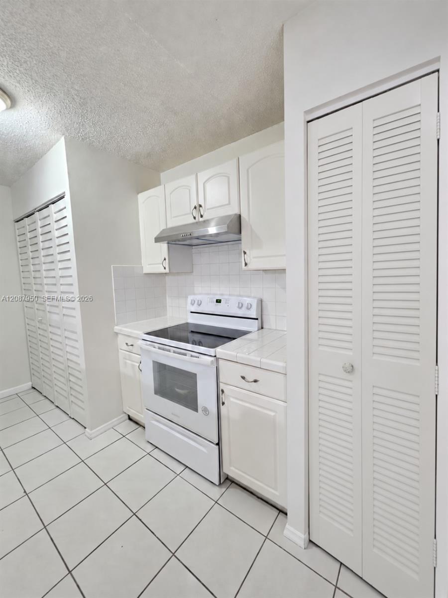 9708 Hammocks Boulevard 101-32 Property Photo 7