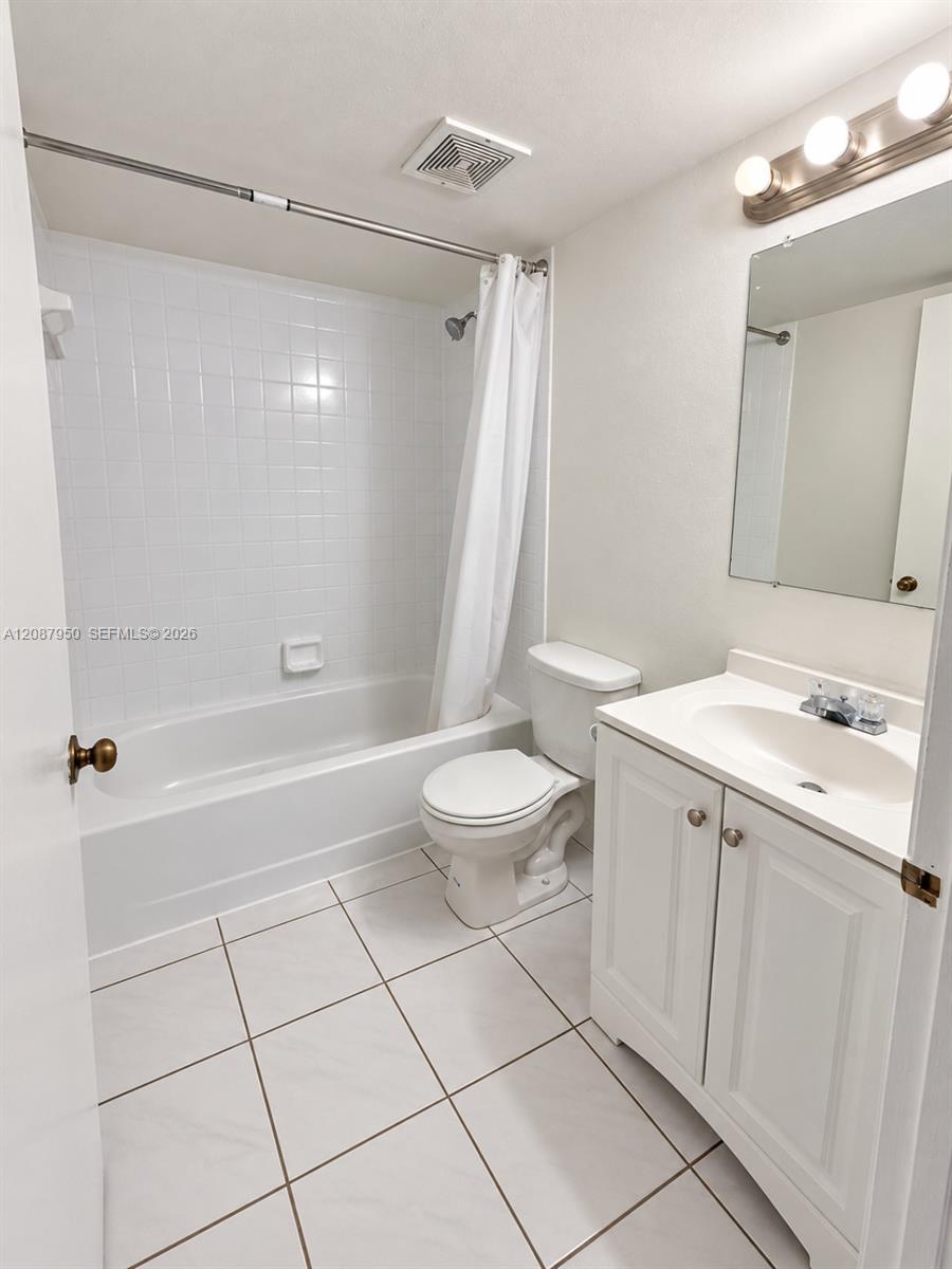 9708 Hammocks Boulevard 101-32 Property Photo 14