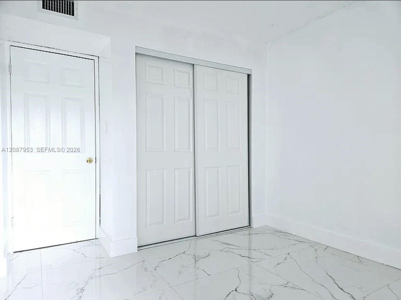 9682 Fontainebleau Boulevard 207 Property Photo 14