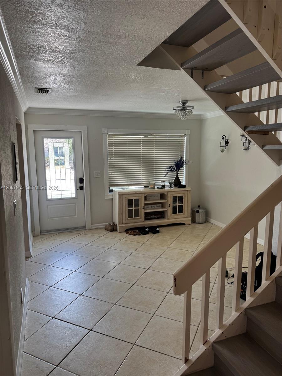 A12087965 Property Photo 3