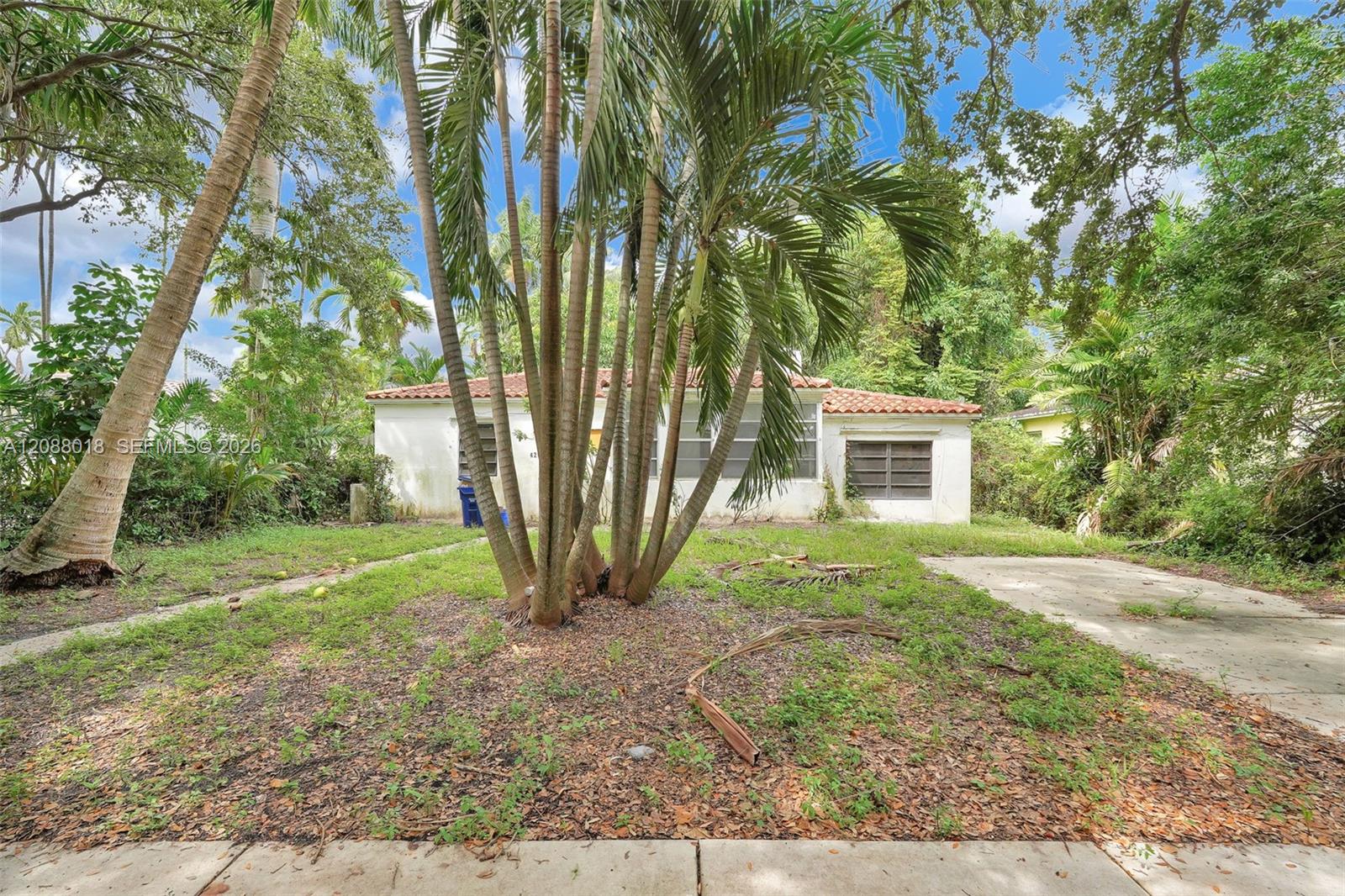424 Minola Drive Property Photo 1