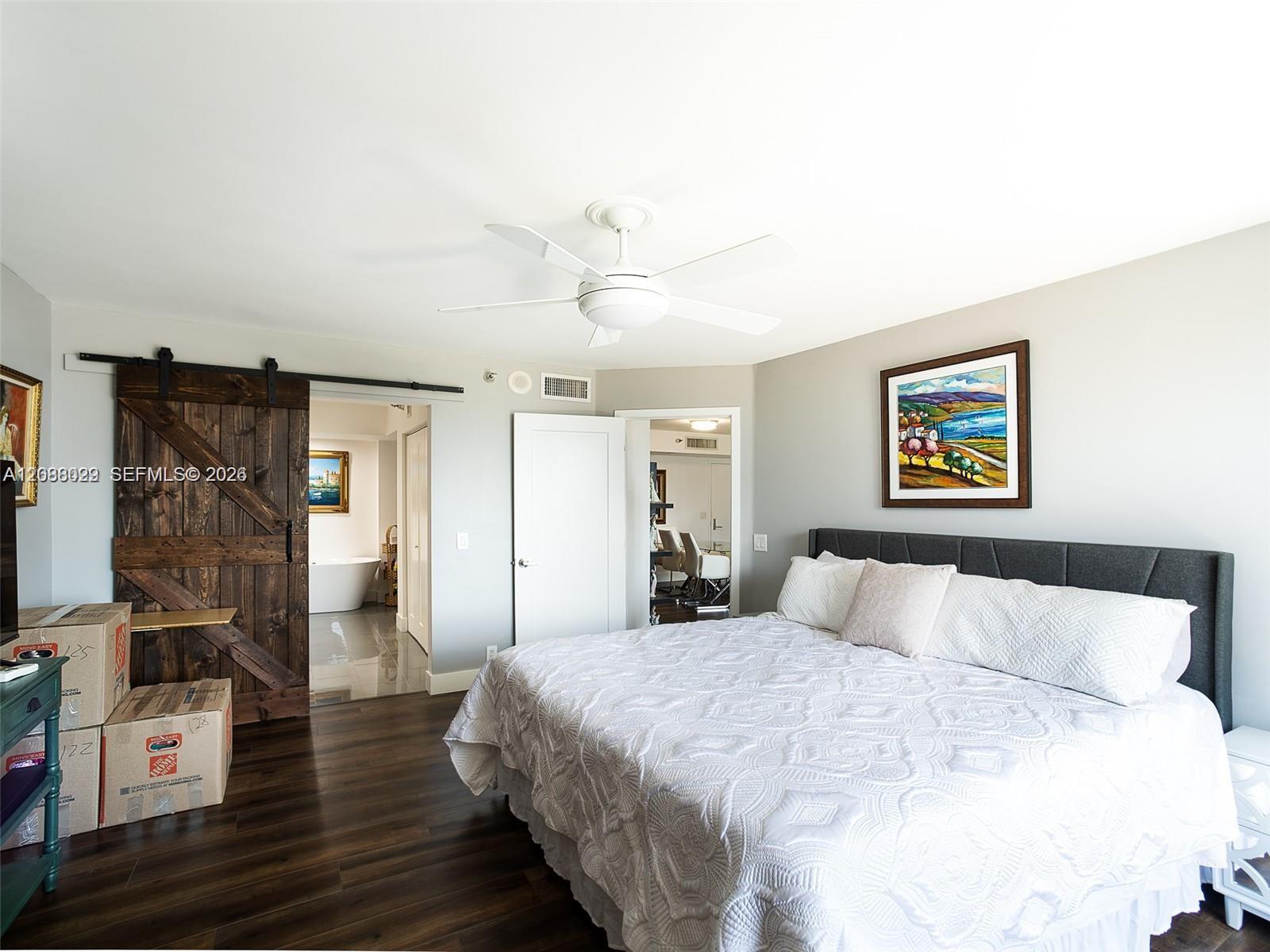 3500 Mystic Pointe Drive 1607 Property Photo 10