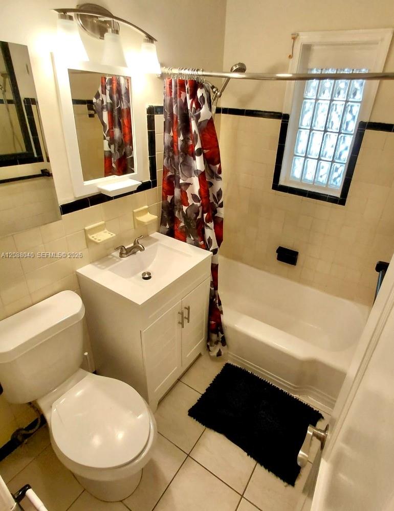 1623 Plunkett Street W Property Photo 8