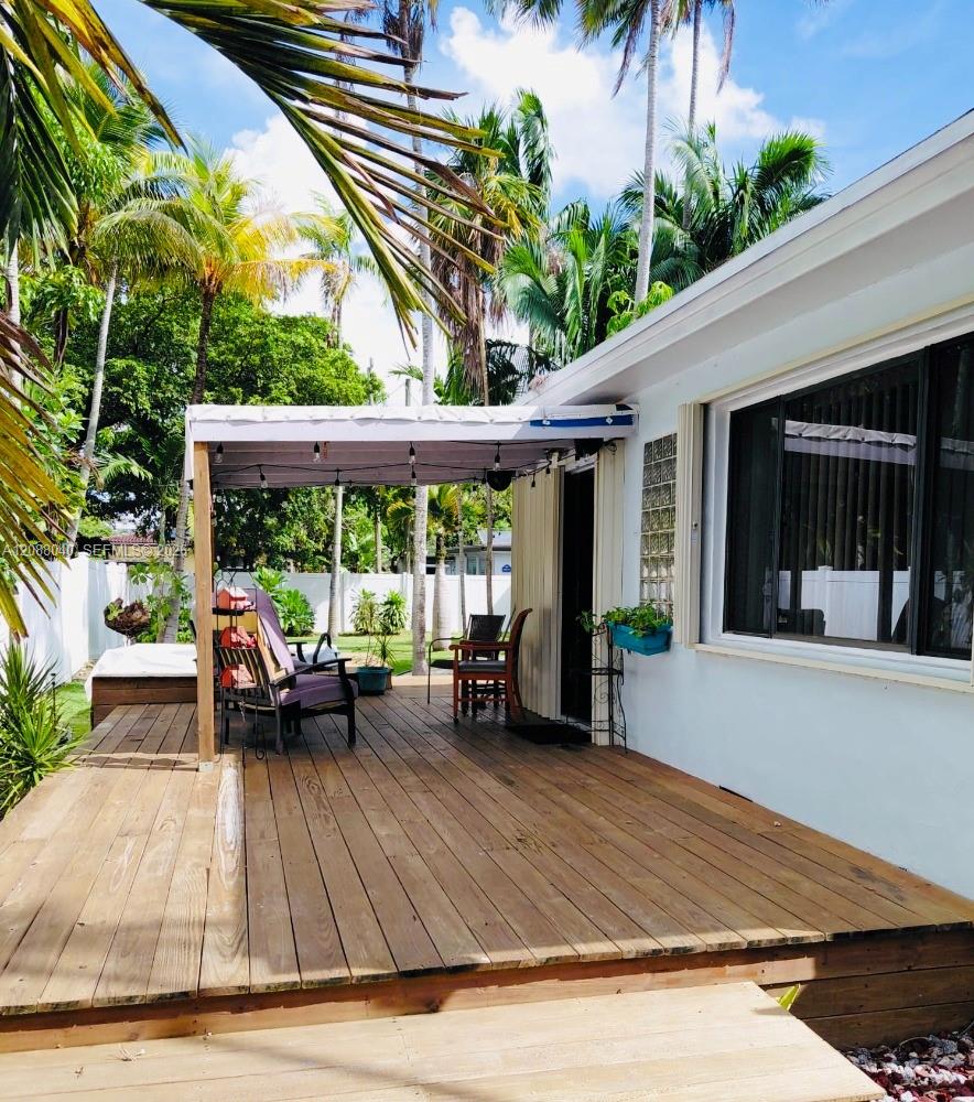1623 Plunkett Street W Property Photo 12