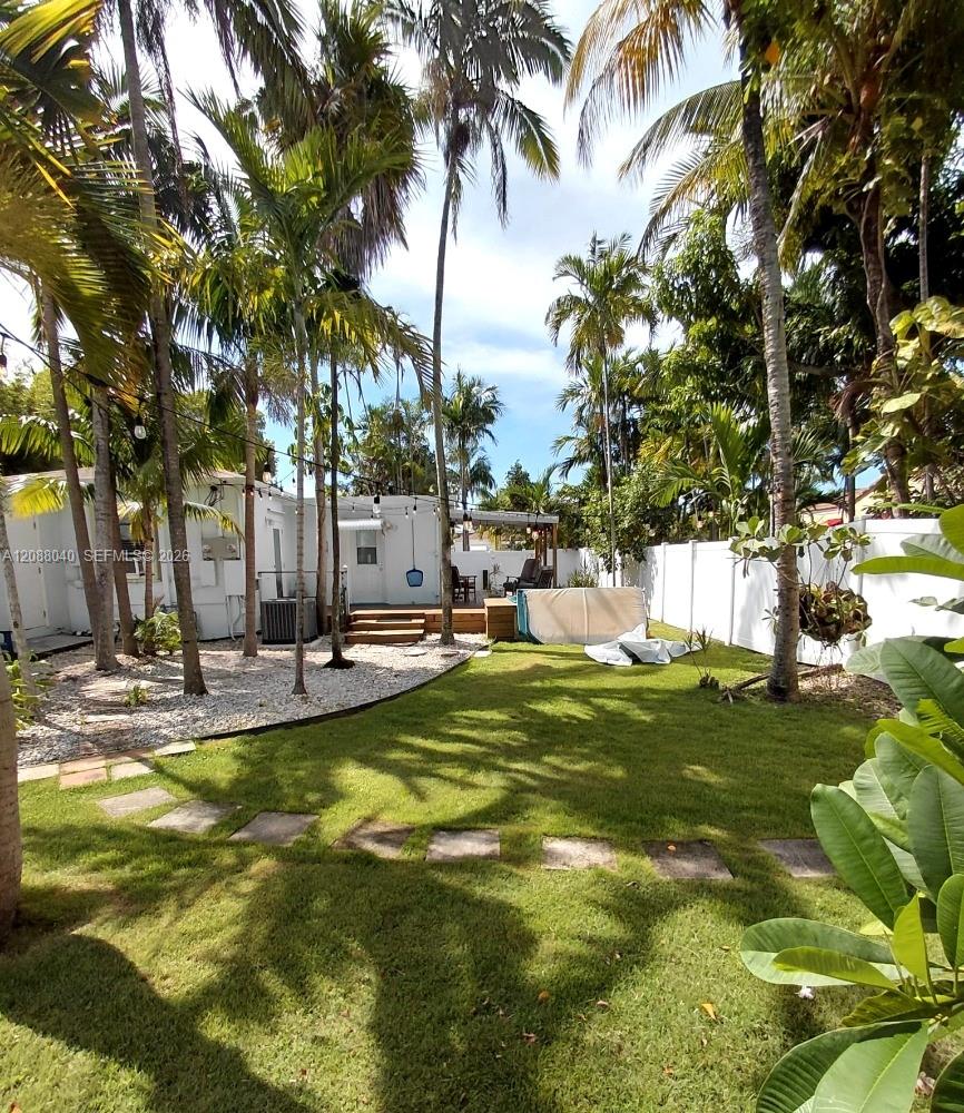 1623 Plunkett Street W Property Photo 18