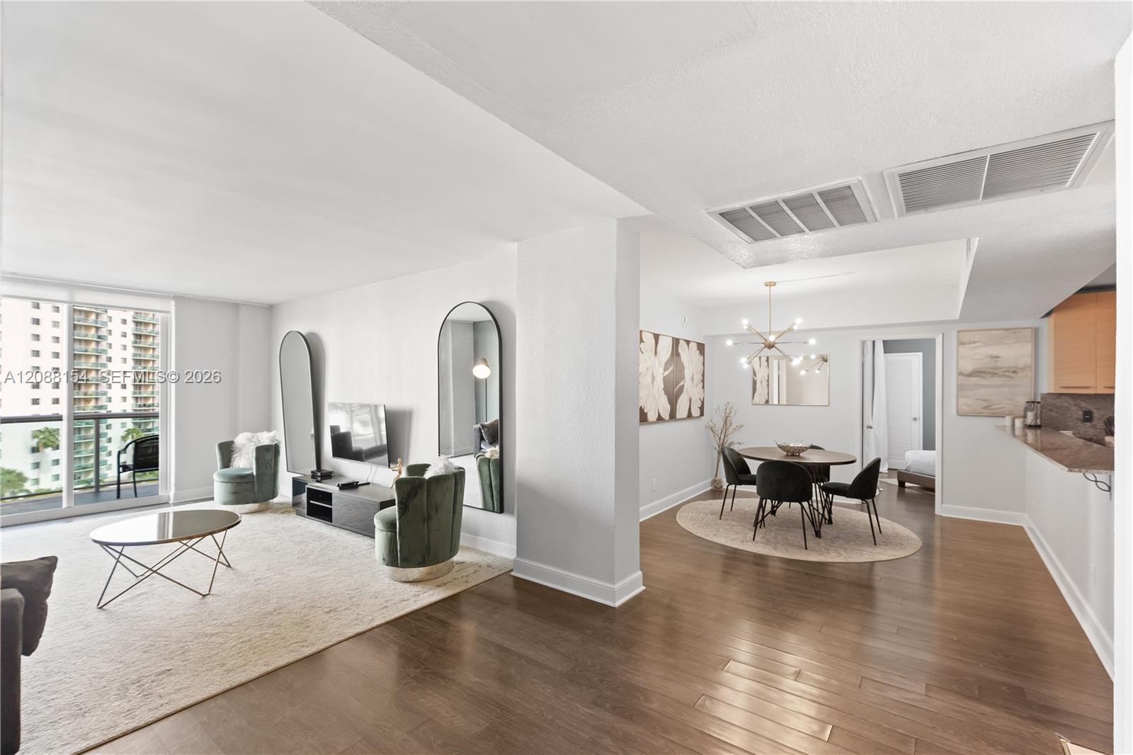 19370 Collins Avenue 816 Property Photo 1