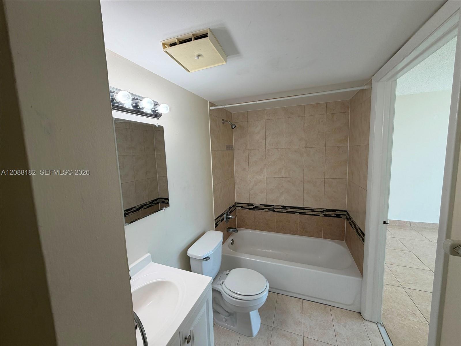 11780 Sw 18th Street 501-2 Property Photo 9