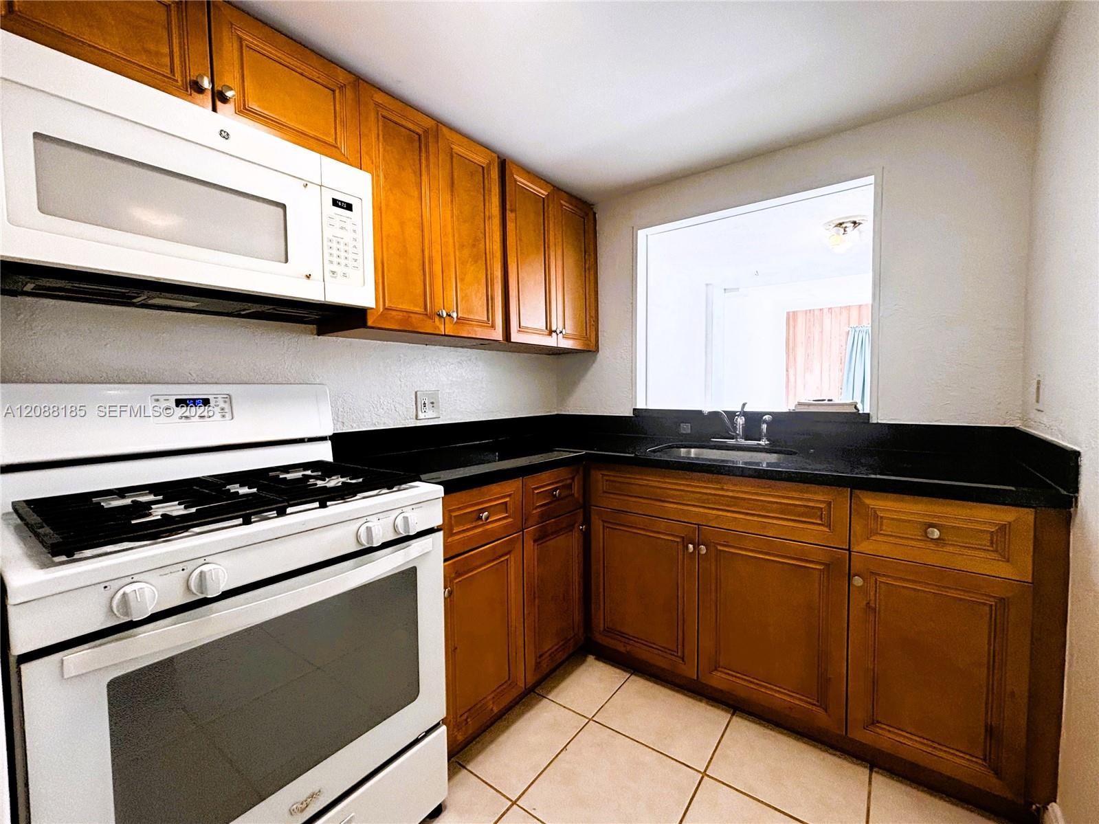 6703 N Kendall Drive 405 Property Photo 12