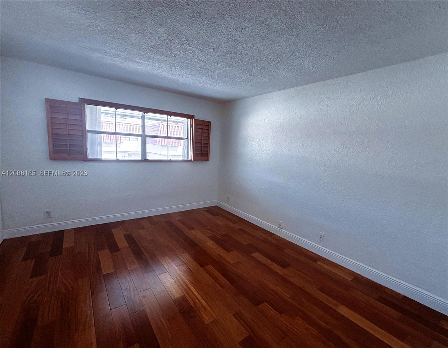 6703 N Kendall Drive 405 Property Photo 23