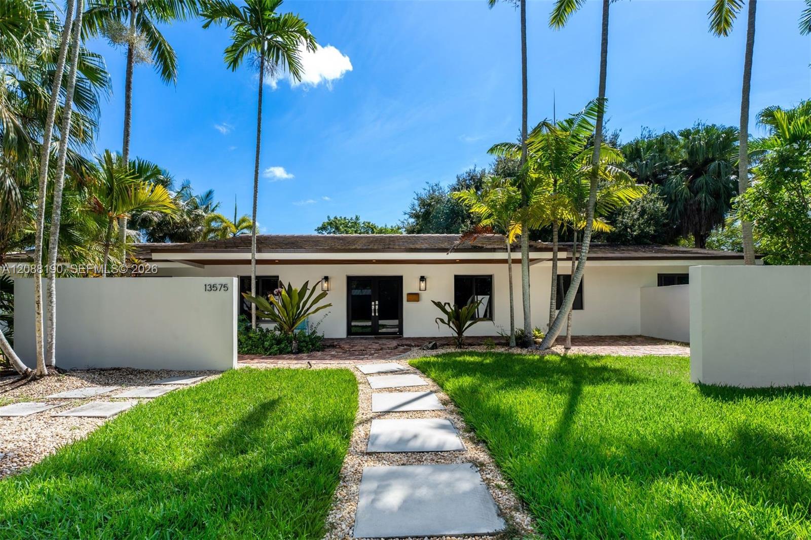 13575 Sw 72nd Court Property Photo 1