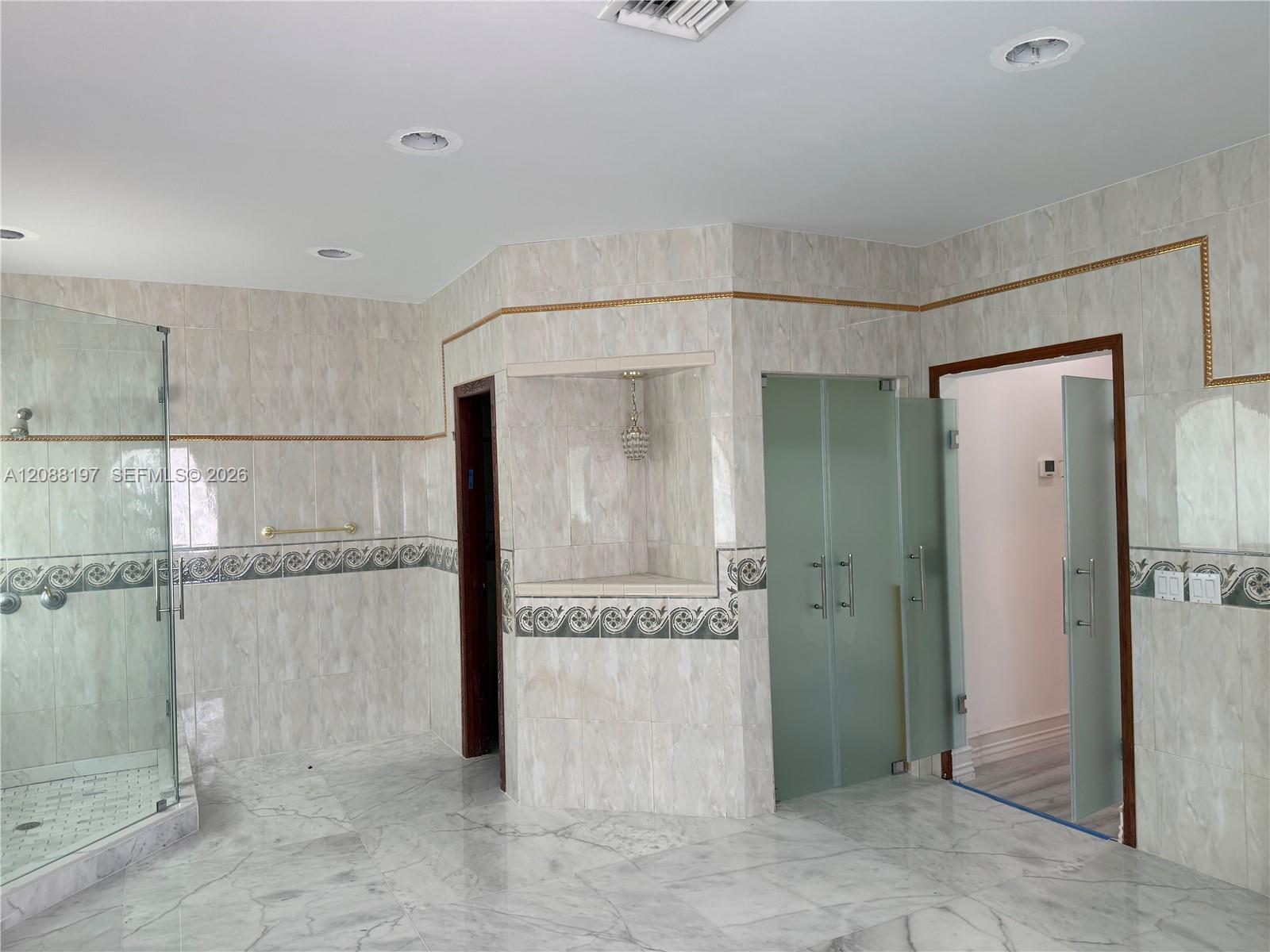 A12088197 Property Photo 12