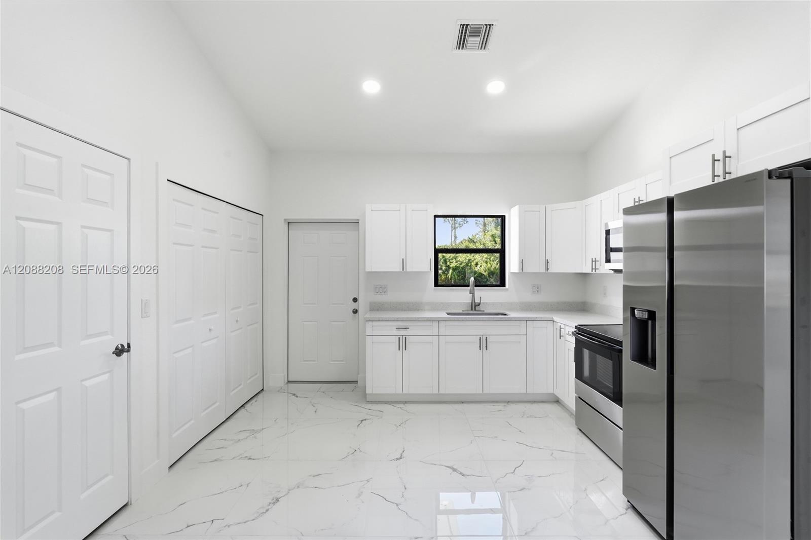 149 Dutch Loop Property Photo 15