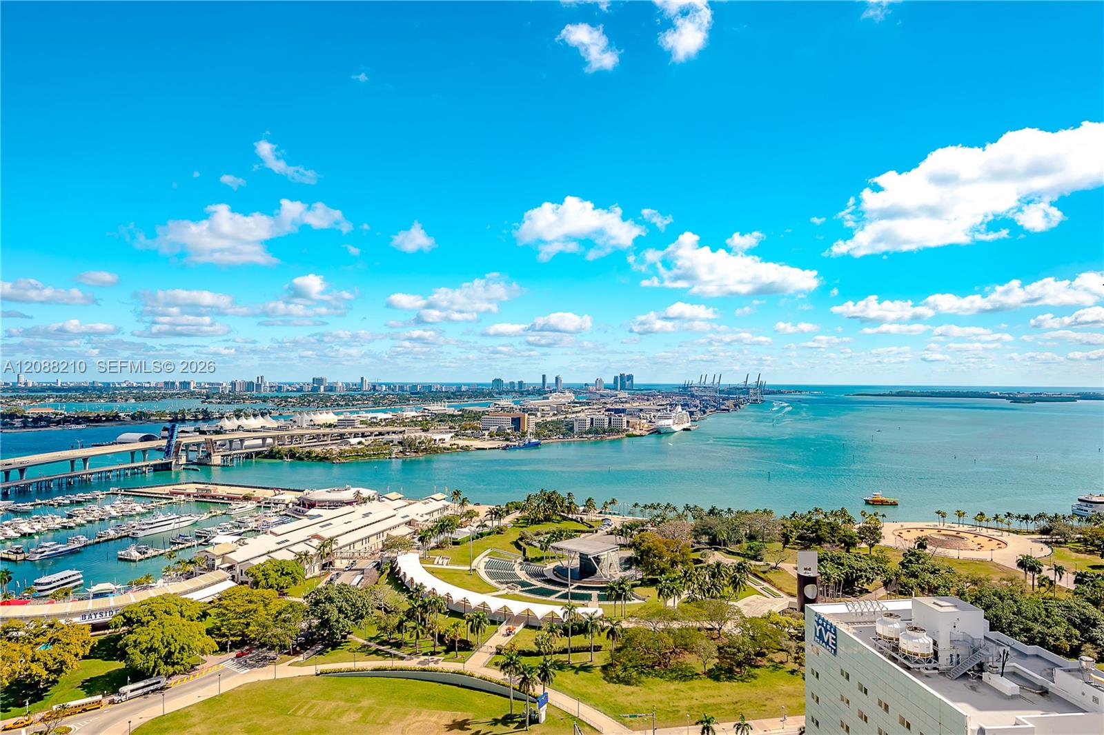 253 NE 2nd Street 3105 Property Photo 1