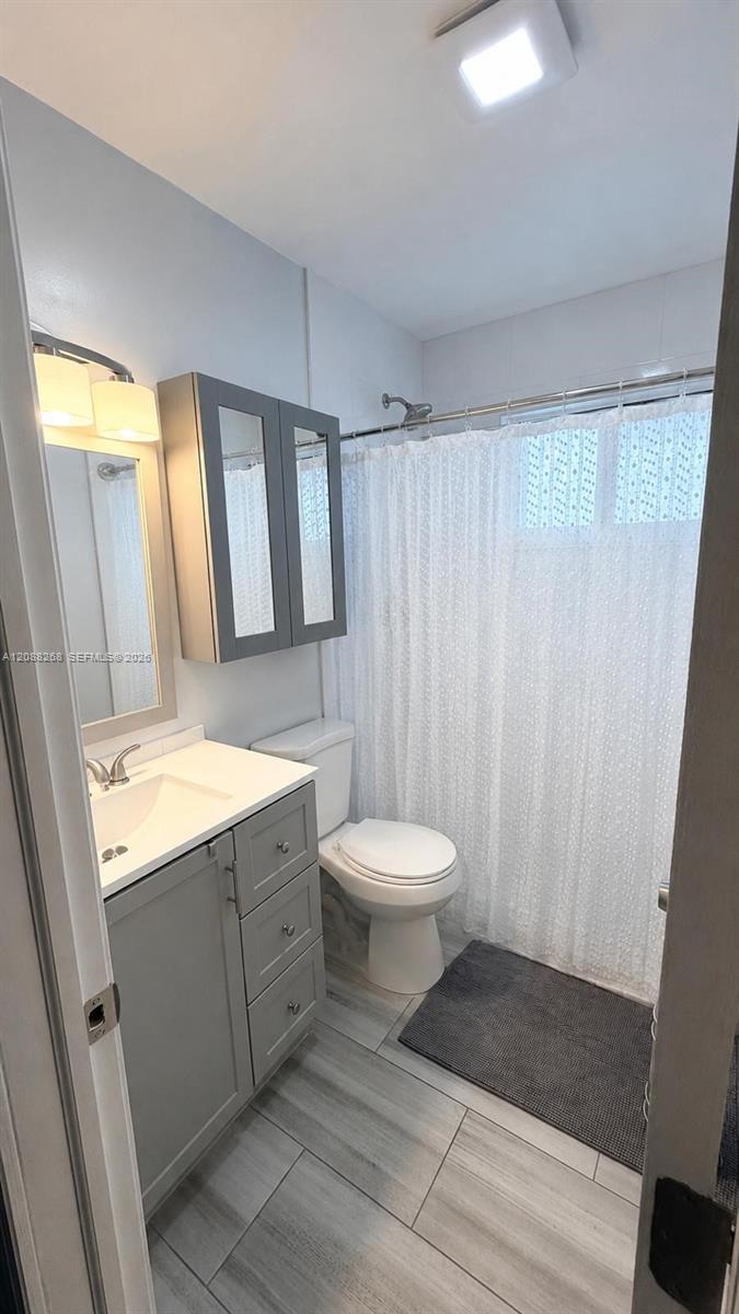 1030 Sw 11 Street M20 Property Photo 15