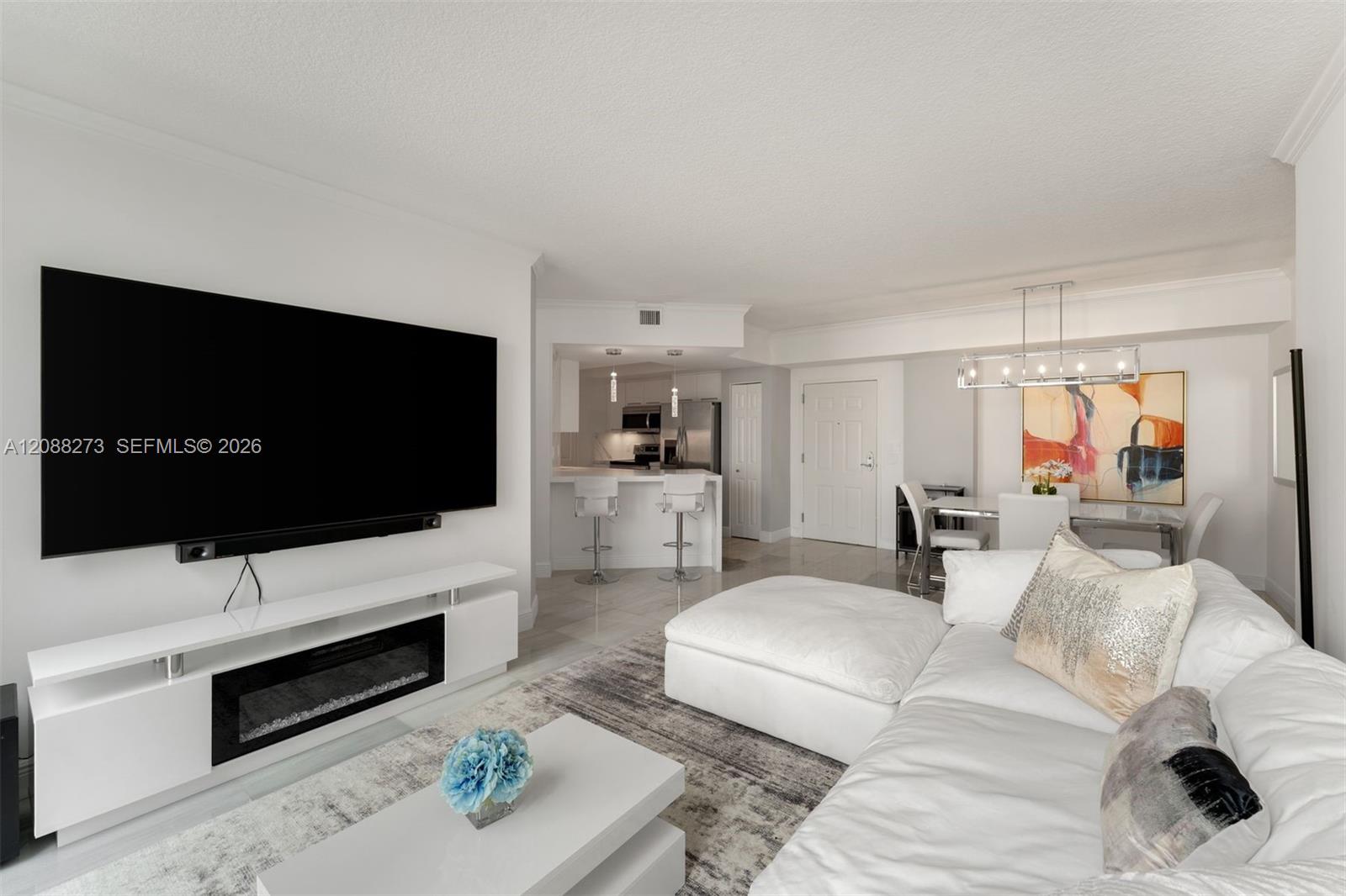 2000 N Bayshore Drive 619 Property Photo 6