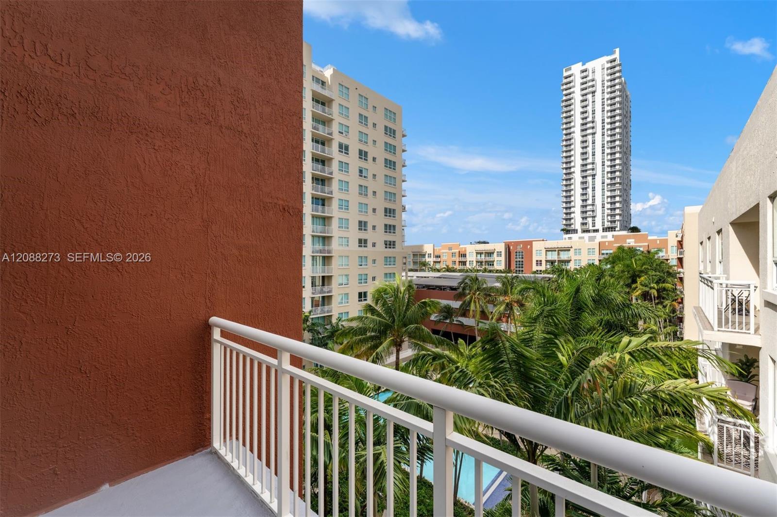 2000 N Bayshore Drive 619 Property Photo 22