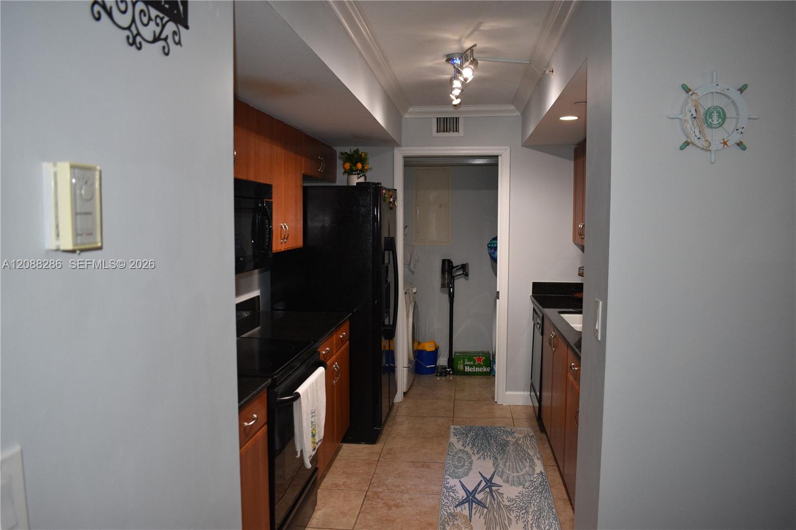 A12088286 Property Photo 19