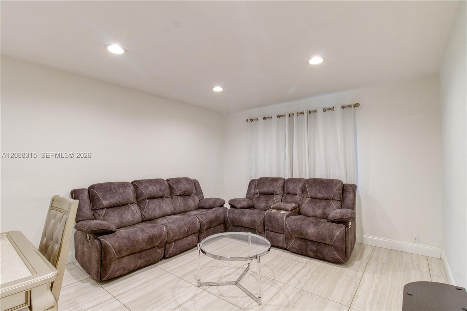 5160 Sw 40th Avenue 4d Property Photo 6